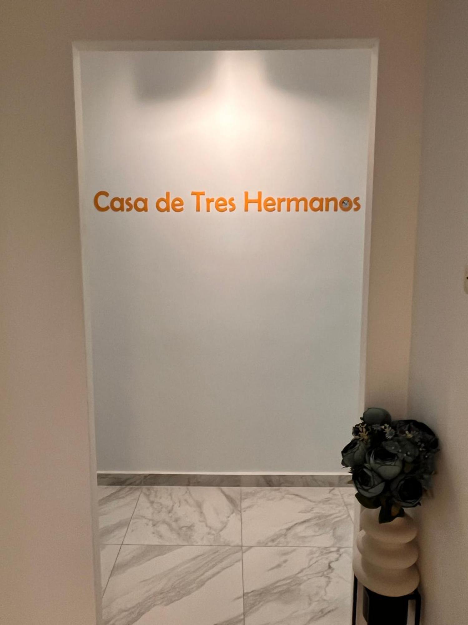 Casa De Tres Hermanos In The Heart Of Atenas Exterior foto
